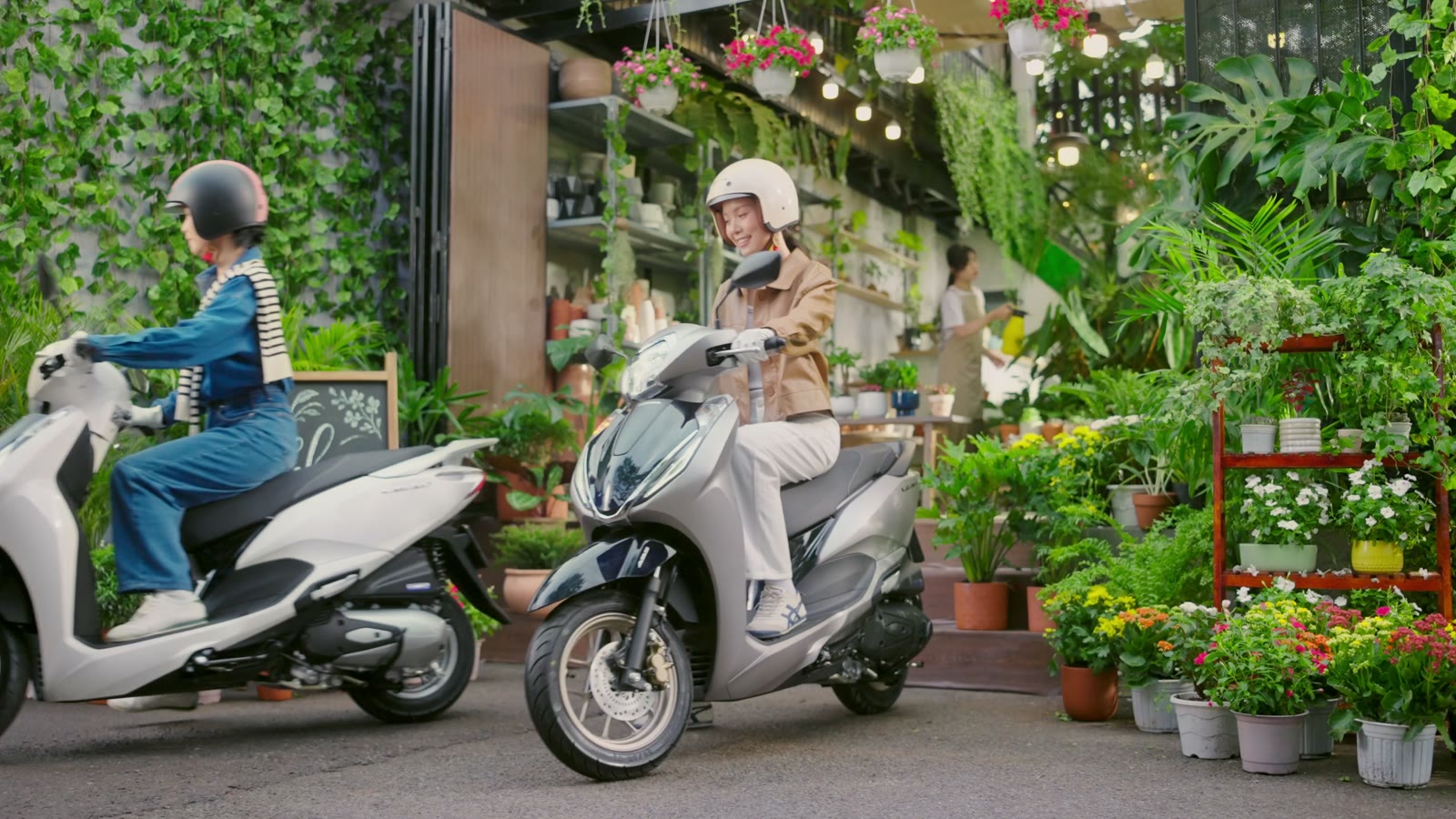 Honda, Automotive, main film